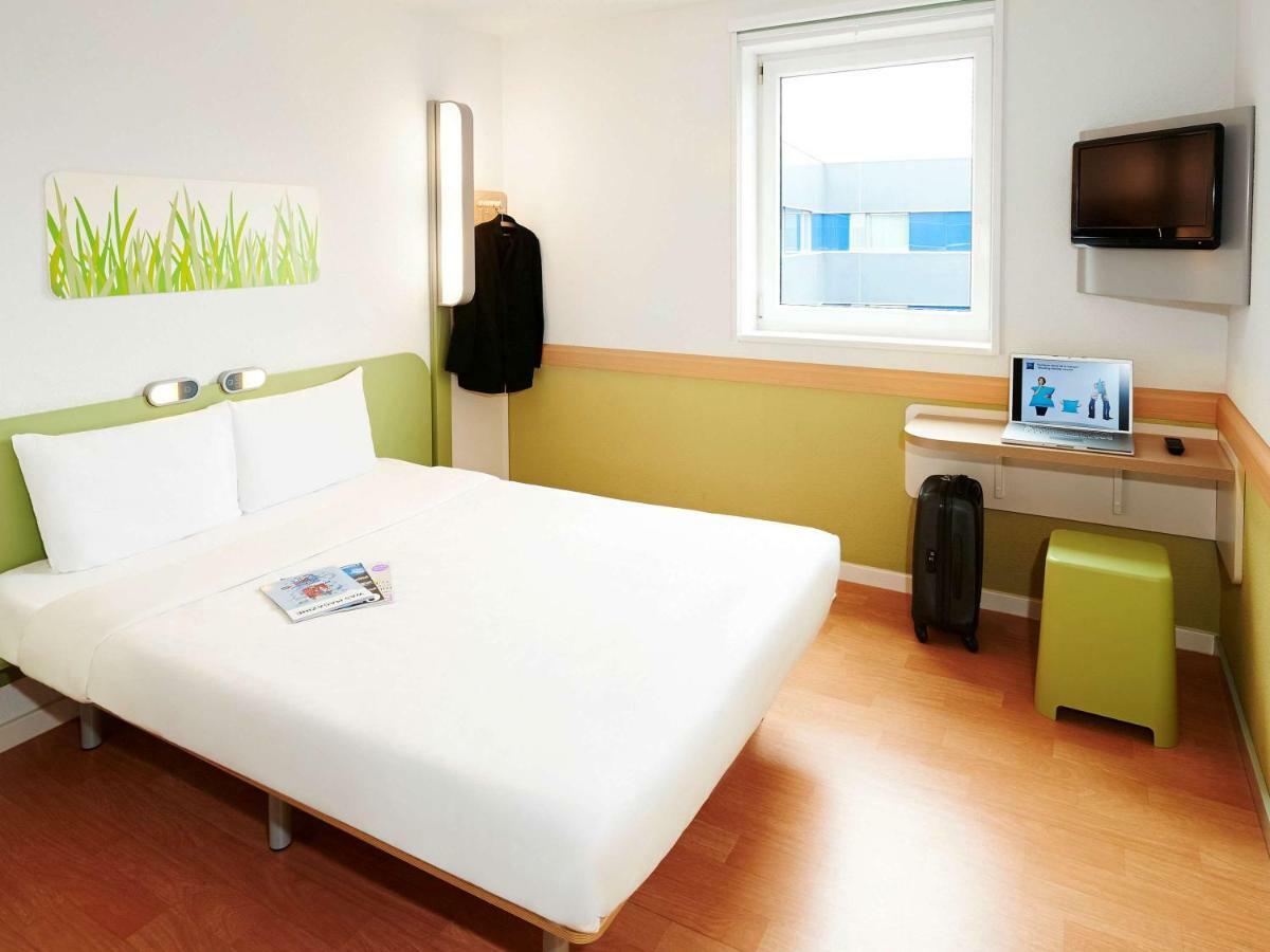 Ibis Budget Caen Herouville Εξωτερικό φωτογραφία